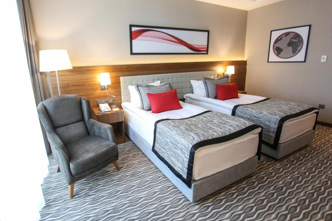 Ramada By Wyndham Nigde Hotel Eksteriør billede