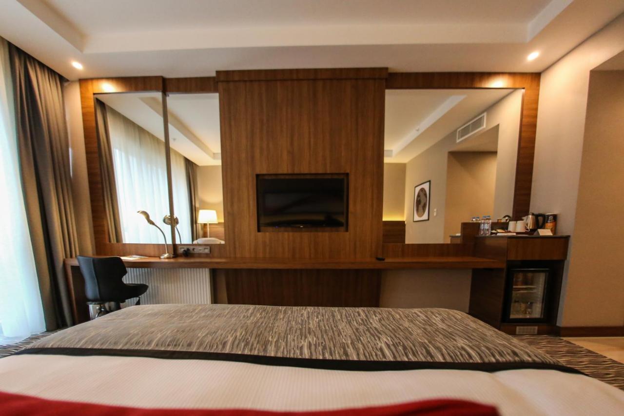 Ramada By Wyndham Nigde Hotel Eksteriør billede